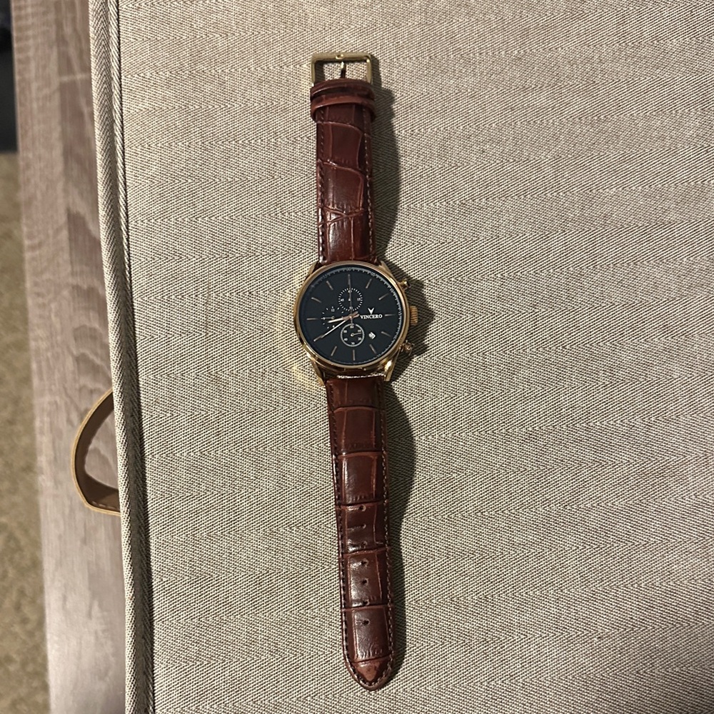 Vincero Men's Rose Gold and Brown Leather Chronograph Watch - Picture 2 of 5
